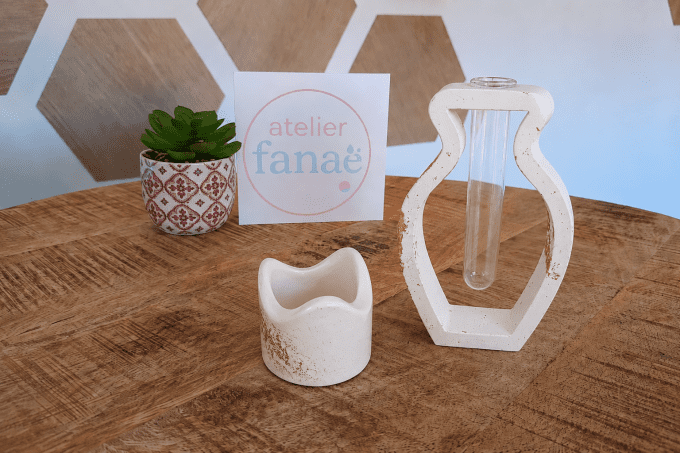 Duo décoratif blanc et feuille d'or